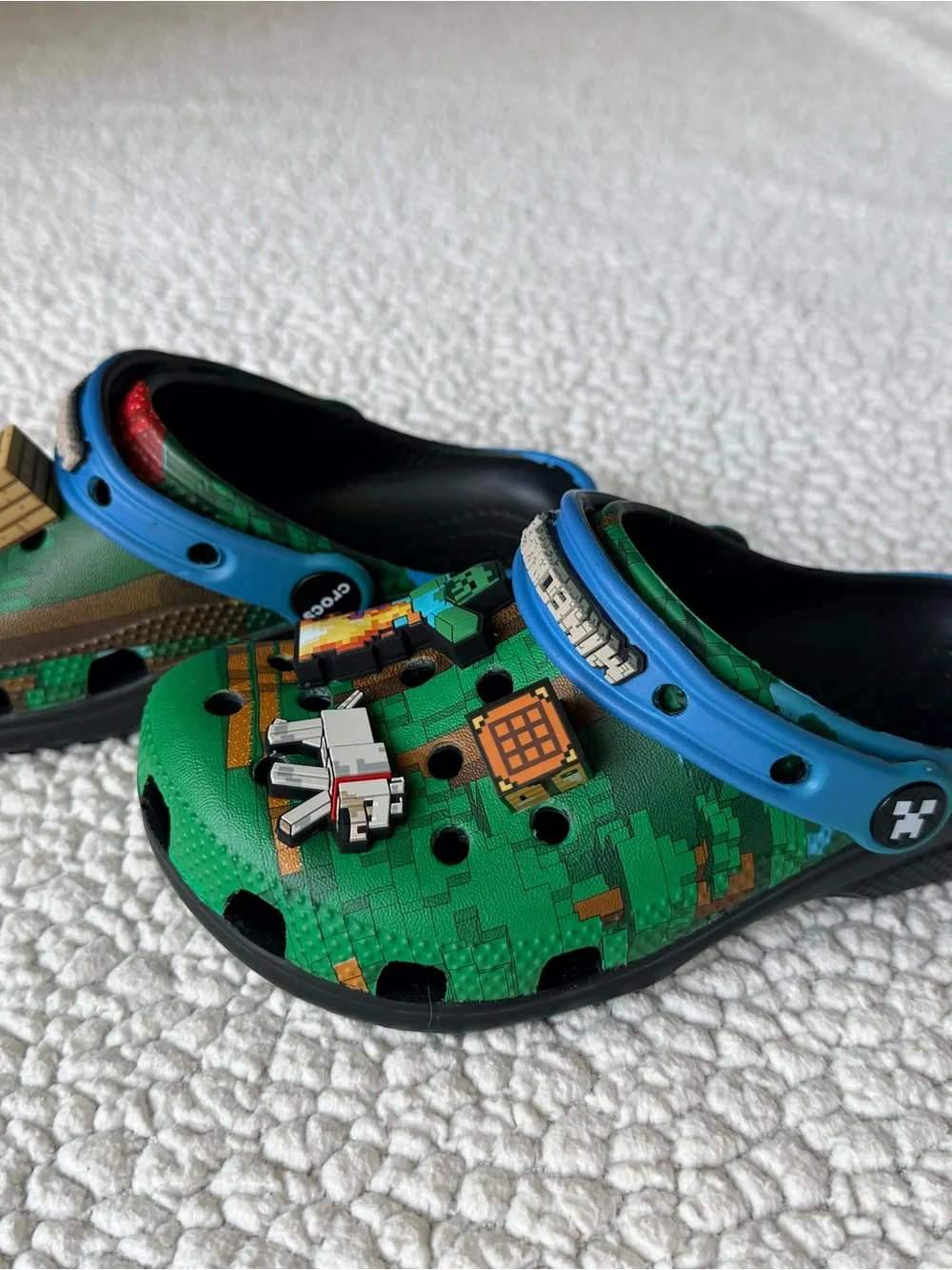 CROCS comfortable kids